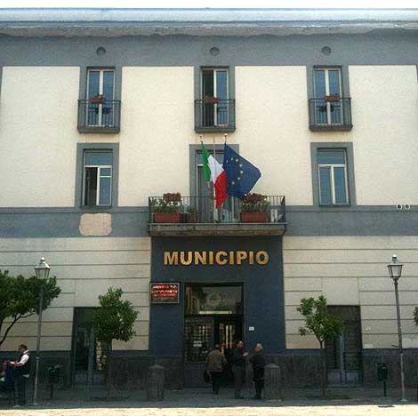 Pomigliano,  concorso  per Piazza Municipio
