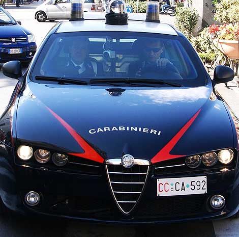 Brusciano, offre 50 euro ai carabinieri per chiudere un occhio