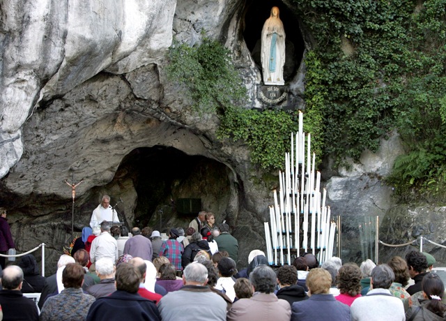 Marigliano, pellegrinaggio a Lourdes