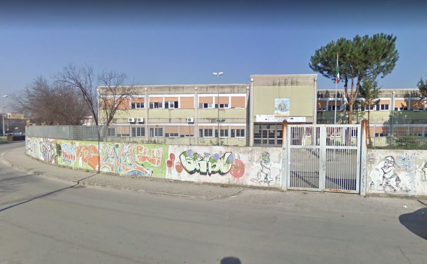 San Vitaliano , istituti scolastici colabrodo nel 2012