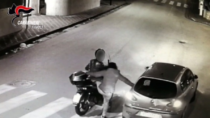 Da Castellammare a Sorrento per rubare scooter, nei guai coppia stabiese