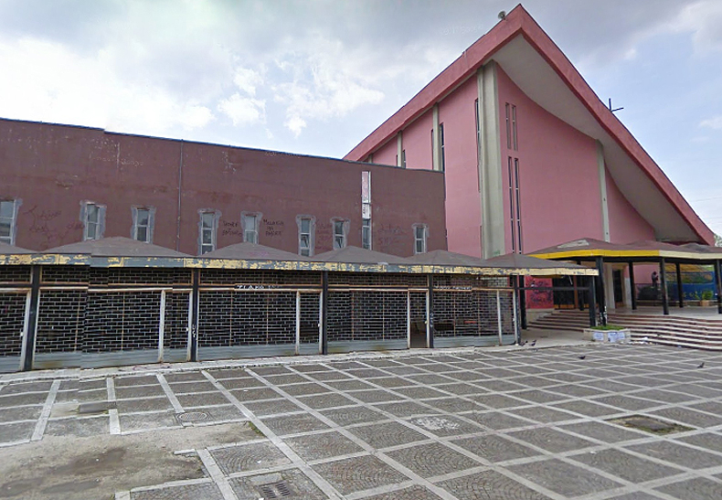 Marigliano, idea del governo locale : un teatro nella ex scuola Torricelli a Pontecitra