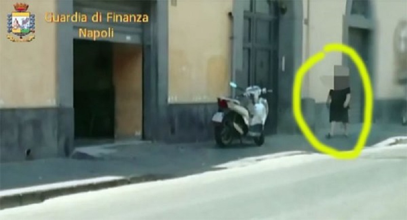 Napoletano, la Guardia di Finanza smaschera falsa invalida: sequestrati beni per oltre 72mila euro