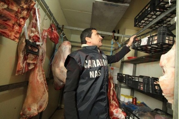 Marigliano, NAS in macelleria: sequestrati 70 kg di carne