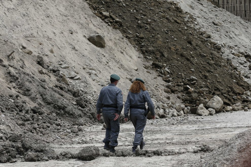 Comiziano, Terra dei Fuochi: 5 arresti per disastro ambientale