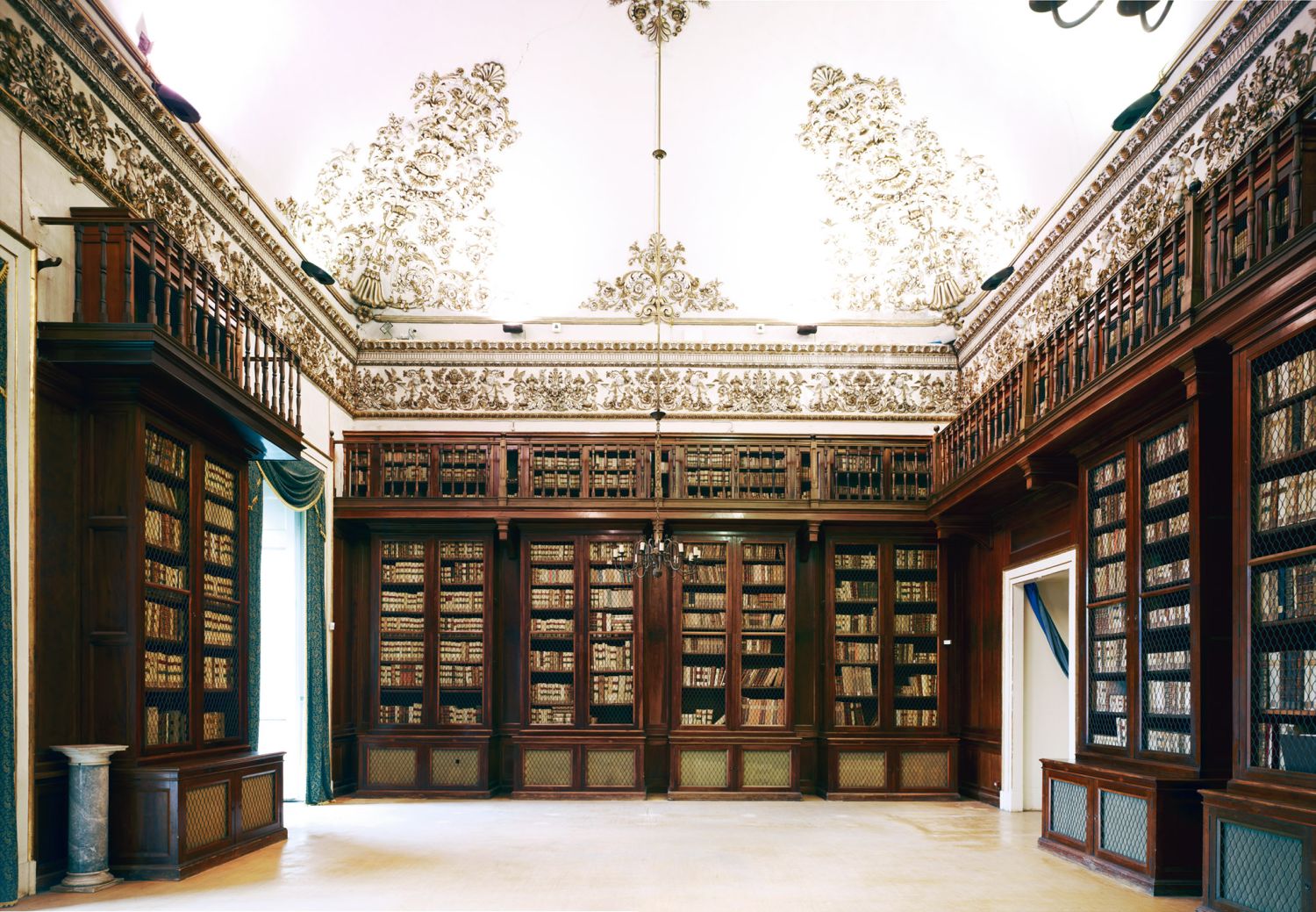 Napoli, restituiti alla Biblioteca Nazionale 8 volumi del XVIII sec. rubati prima del 1990
