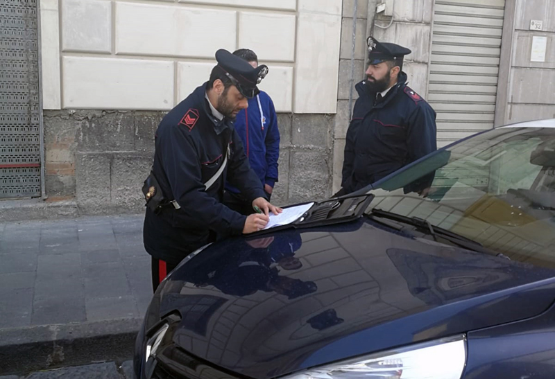 Pomigliano, contrasto ai parcheggiatori abusivi:10 multati