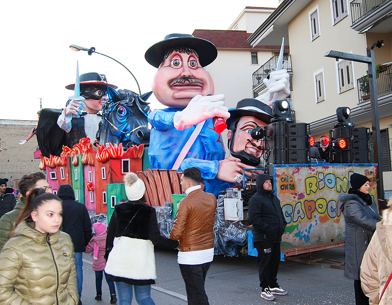 Saviano, i carri allegorici del Carnevale Savianese 2019