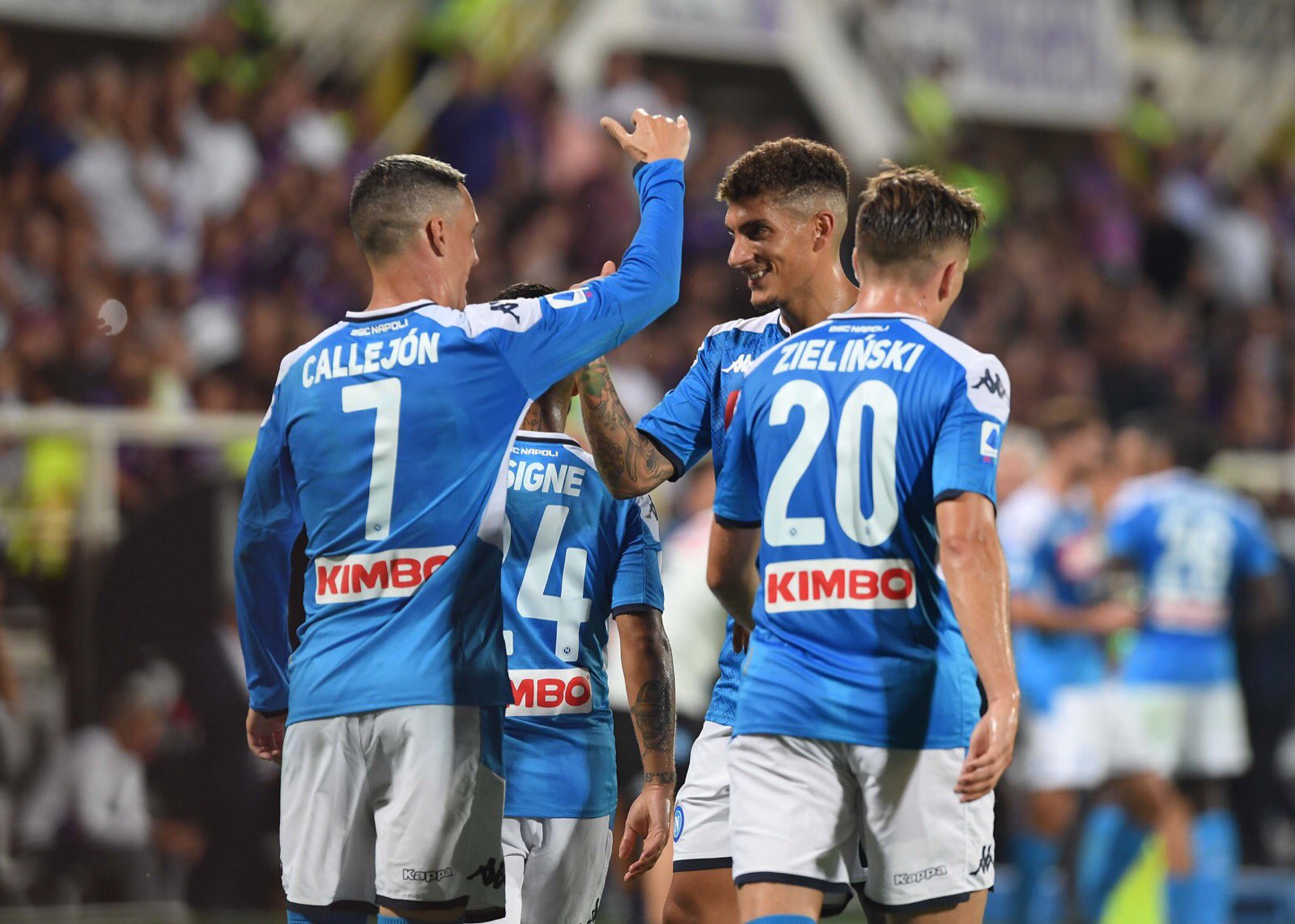 Errori e spettacolo al Franchi: il Napoli vince 3-4 contro la Fiorentina