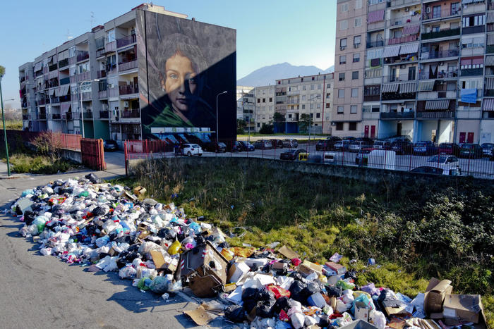 Vesuviano, allarme dei sindaci per i rifiuti