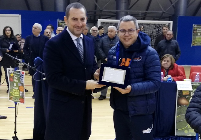 Arzano Volley: Antonio Piscopo premiato dal Ministro dello Sport Vincenzo Spadafora