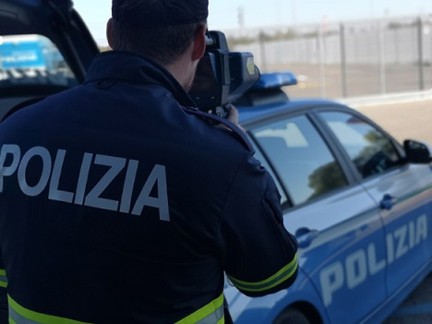 Auto fantasma : scoperte 663 dalla stradale in tutta Italia