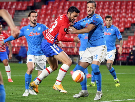 Granada-Napoli 2-0: serve l'impresa al ritorno