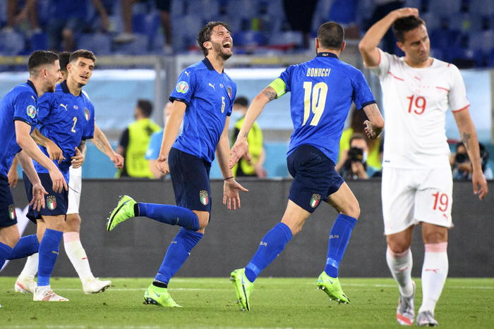 L'Italia batte la Svizzera 3-0. Azzurri già agli ottavi