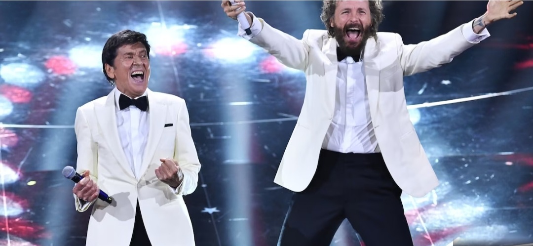Festival di Sanremo, Gianni Morandi e Jovanotti vincono la serata delle cover