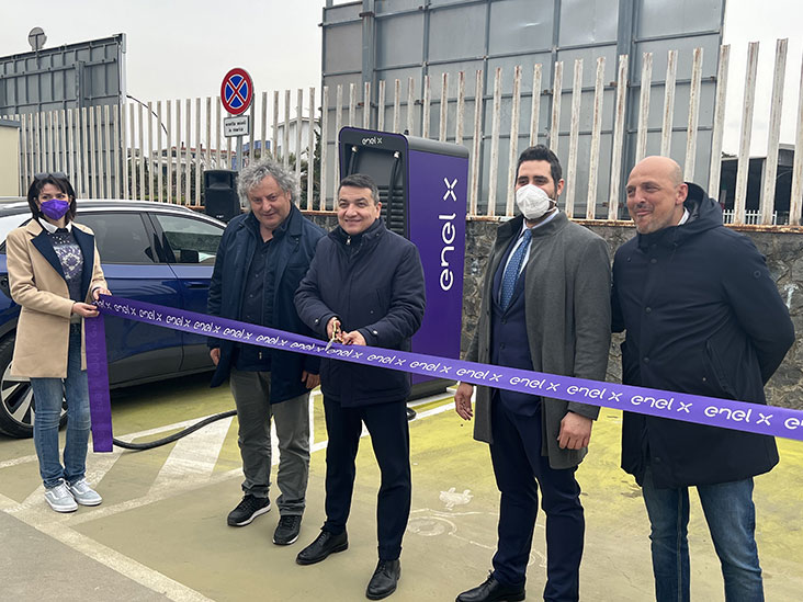 Pomigliano D’Arco: nuova stazione di ricarica per veicoli elettrici