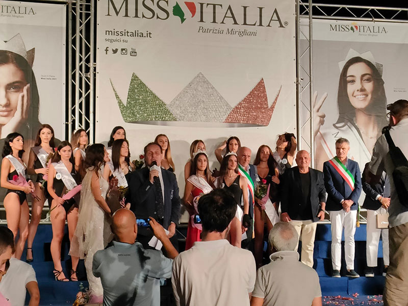 Brusciano, grande successo per la tappa  di Miss Italia