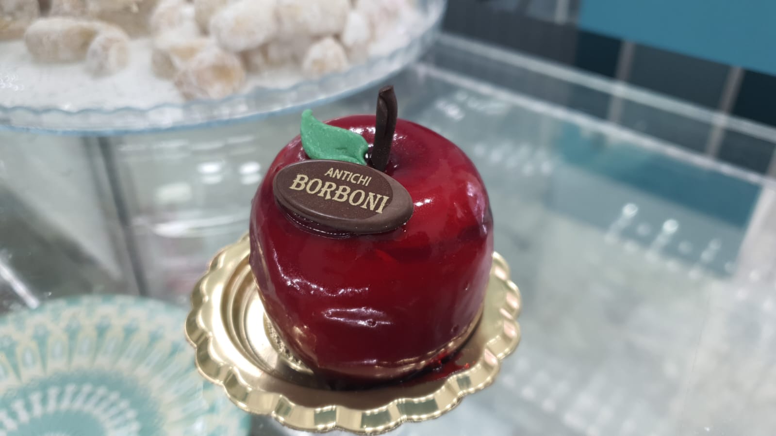 Pomigliano: nasce Pomela, dolce tipico dalla forma e gusto di mela.
