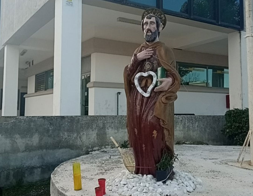 Tufino, danneggiata la statua di San Bartolomeo: denunciato 27enne