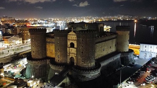 Napoli,  Earth Hour del WWF: il Maschio Angioino si spegne per un'ora