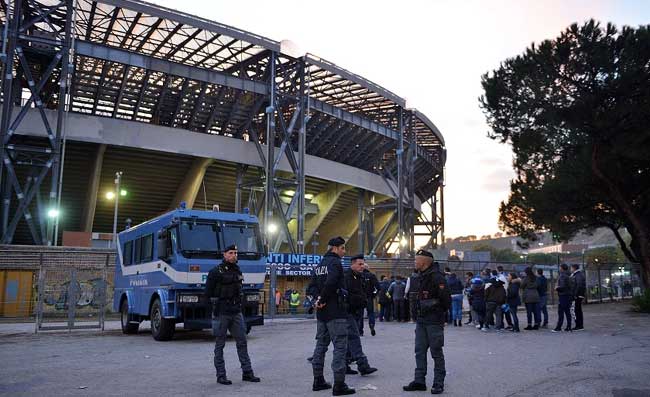 Incontro di calcio Napoli - Sampdoria: denunce e sanzioni.