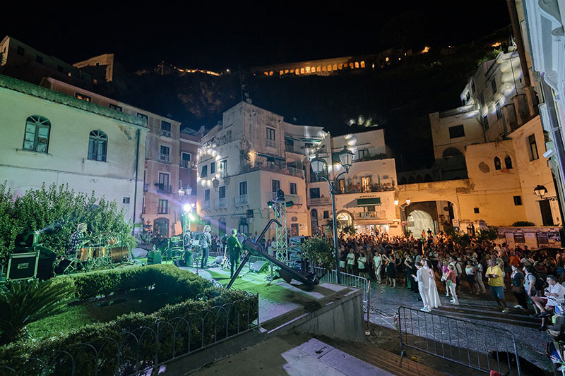 Il ritmo della notte di Amalfi esplode nella settimana di Ferragosto