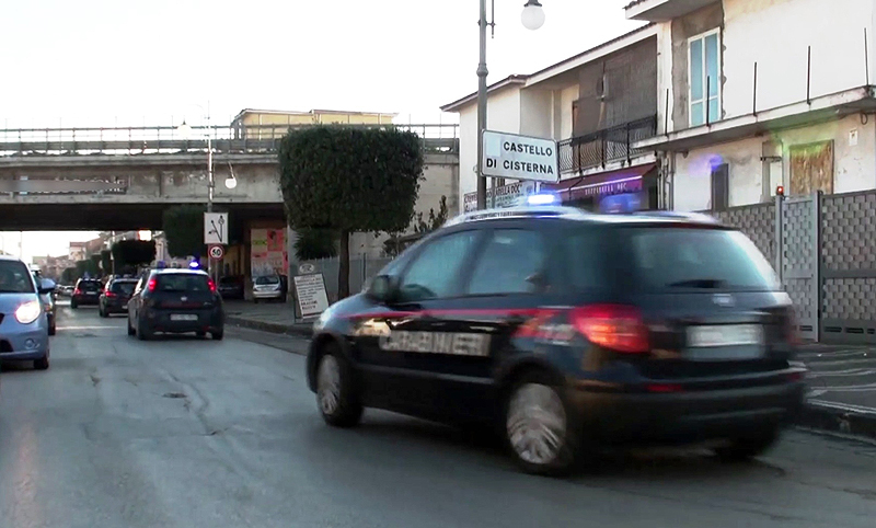 Chock a Pomigliano, colpo di pistola nella scuola: indagini in corso