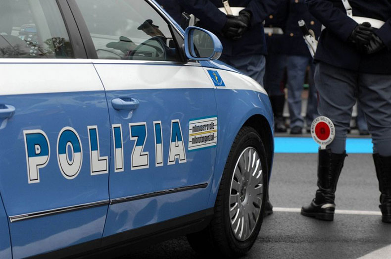 Vesuviano, veicolo rubato con targhe e carta di circolazione false: arrestato 37enne