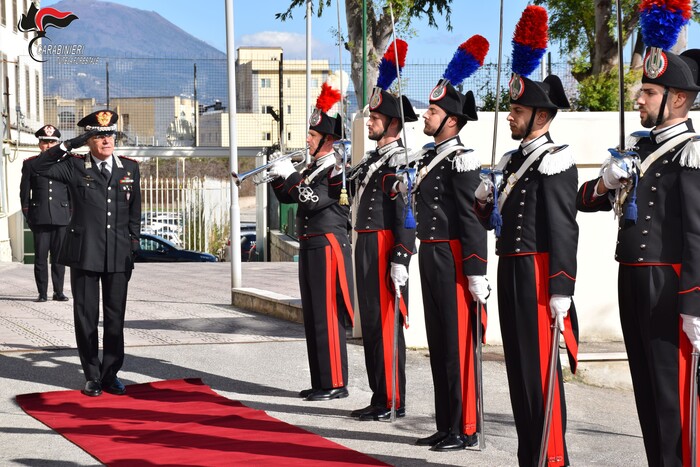 Il Comandante delle Unit Forestali Ambientali e Agroalimentari, Generale di Corpo d'Armata Andrea Rispoli ha fatto visita ai suoi Reparti in Campania