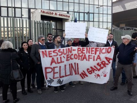 Disastro ambientale Acerra, Muscar: la Cassazione benedice i Pellini.
