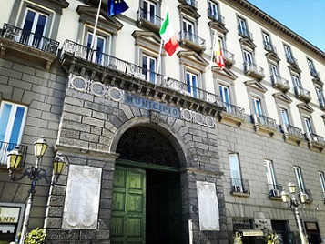 Napoli-Il Consiglio ha approvato una mozione e le prime due delibere