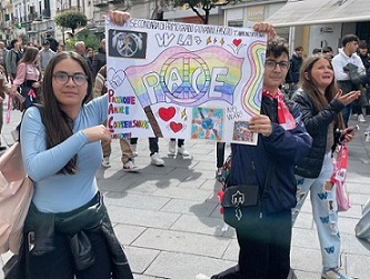 Pompei: studenti in marcia per invocare la Pace