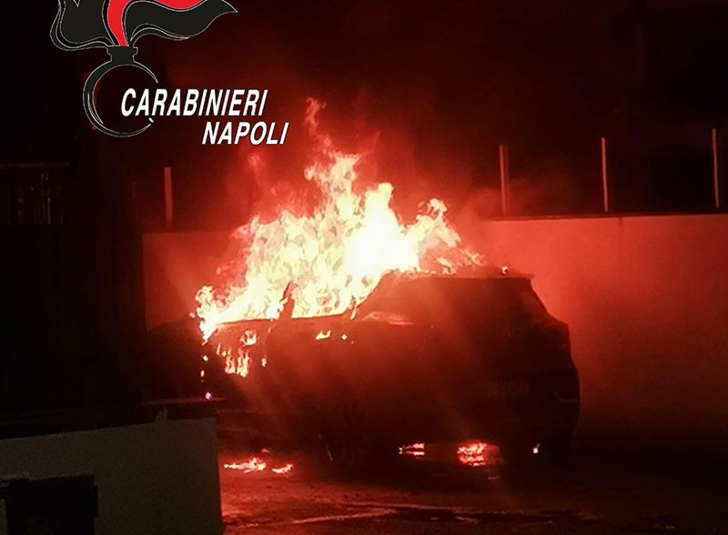 Roccarainola, incendiata un'auto: indagini n corso