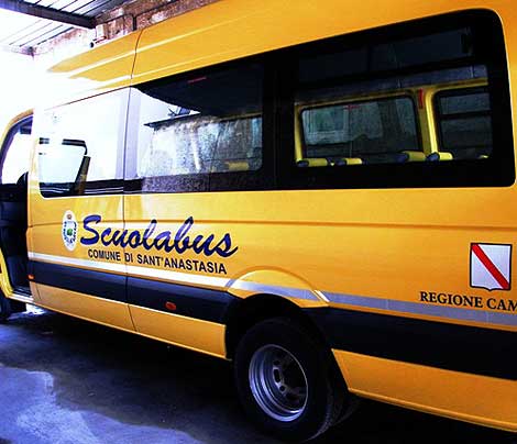 Sant'Anastasia, nuovo scuolabus
