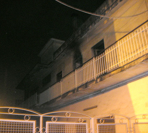 Marigliano, incendiata la casa del farmacista Auriemma