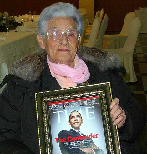 Napoli, nonna di 100 anni: meglio Obama che i politici italiani