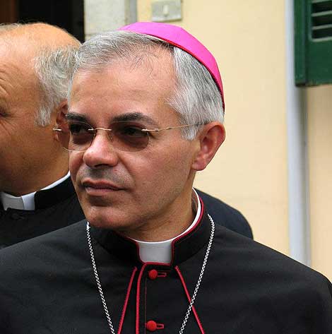Il nuovo Arcivescovo si insedia nella diocesi di Sorrento-Castellammare di Stabia