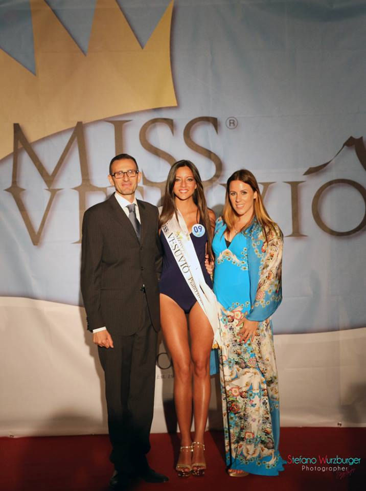 Alessia Altieri è la prima reginetta di Miss Vesuvio 2013