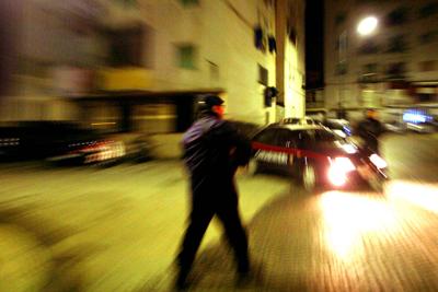 Napoli, ruba auto ed innesca inseguimento: arrestato 36enne
