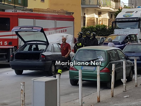 Marigliano, auto in fiamme in via San Francesco