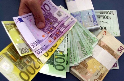Casavatore, produzione banconote false: scovati 7 milioni di euro