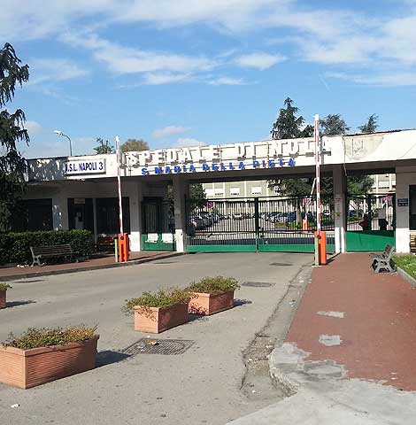 Ospedale Nola, armadietti spostati in area inagibile: la denuncia targata FSI