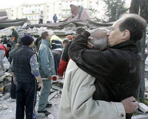 Aiutaci a dare una mano alle vittime del terremoto in Abruzzo